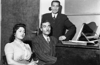 Adib Khwānsāri, Mortazā Mahjubi, and Marziya at Maydān-i Arg Radio Studio, Tehran.